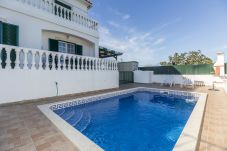 Casa geminada em Altura - Moradia de 3 quartos com piscina...