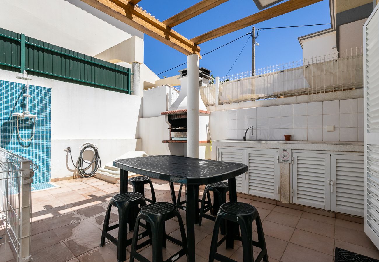 House in Manta Rota - 3 bedroom villa with private pool close to the beach by AlgarveManta (23V3)