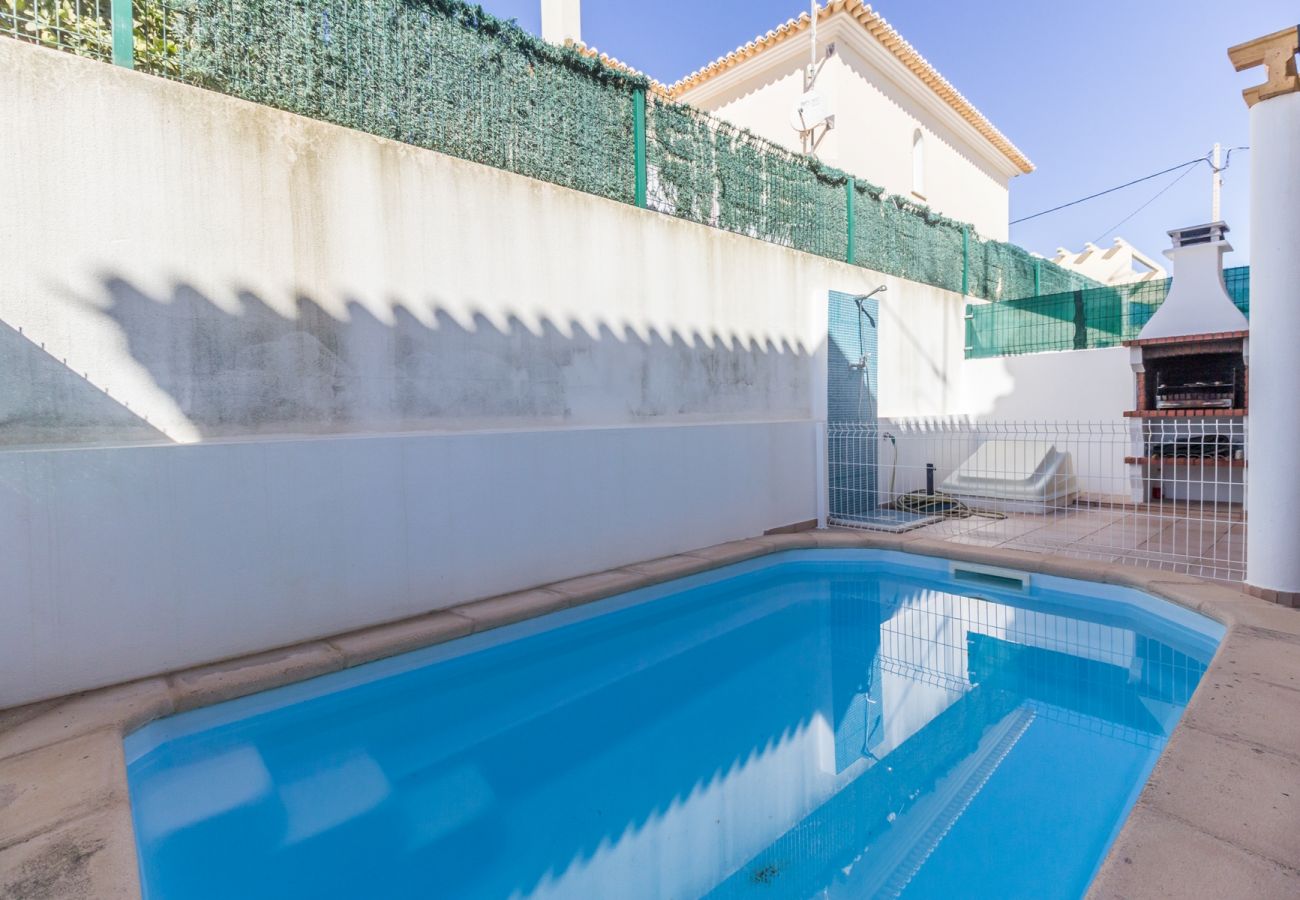 Townhouse in Manta Rota - 3 bedroom villa with private pool and Wi-Fi by AlgarveManta (25V3)