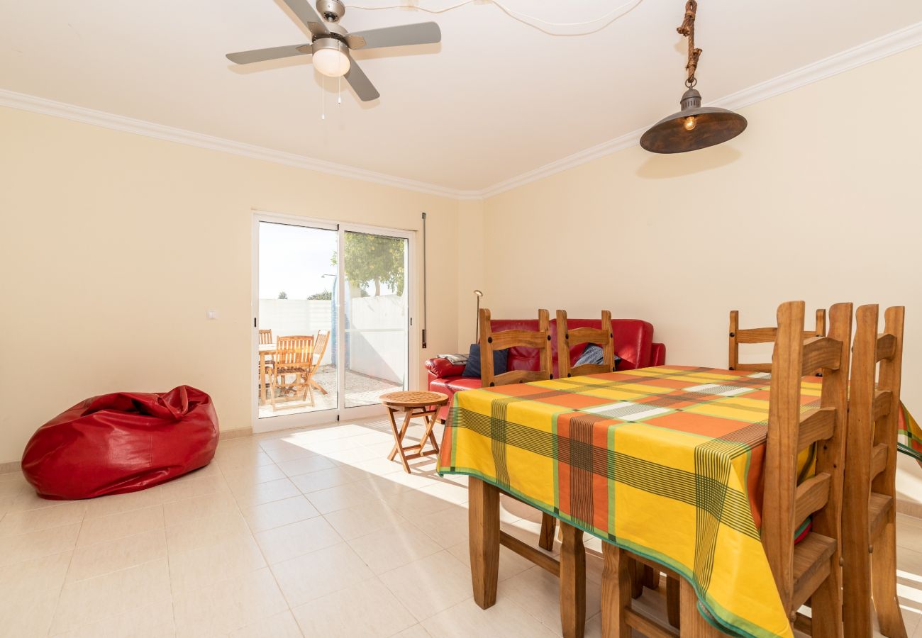 Townhouse in Manta Rota - Villa with 2 bedrooms and patio by AlgarveManta (8V2)