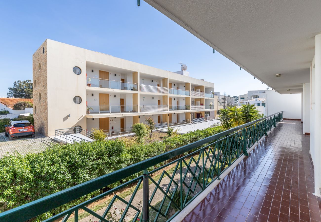 Apartment in Manta Rota - 2 bedroom apartment in condominium by AlgarveManta (1T2)