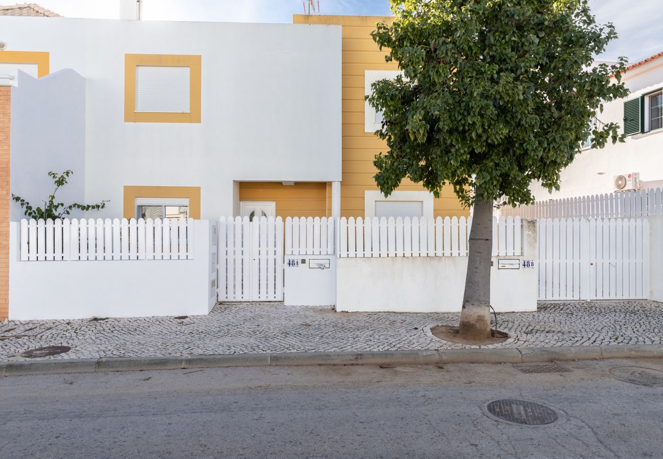 Maison mitoyenne à Manta Rota - Villa avec 2 chambres à 50 m de la plage by AlgarveManta (9V2)