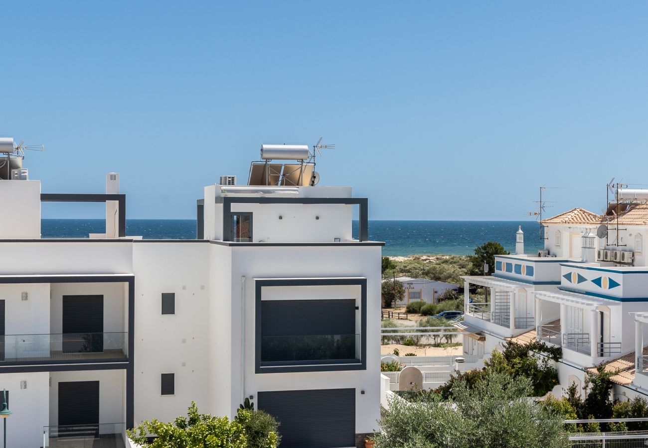 Maison mitoyenne à Manta Rota - Villa avec piscine privée à 100m de la plage by ALGARVEMANTA (16V3)